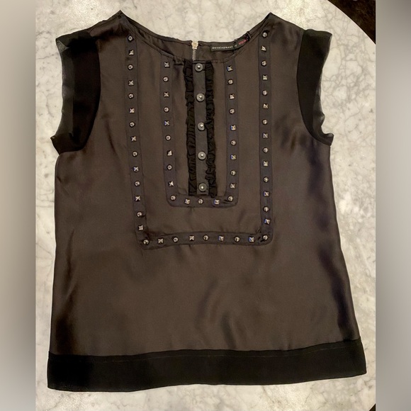 Gorgeous NWT Development by Erica Davies Silk Sleeveless Studded Top, size 4 - Picture 3 of 8